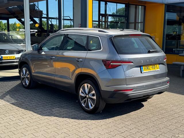 Skoda Karoq 1.5 TSI Business Edition - panorama - camera - adaptive cruise