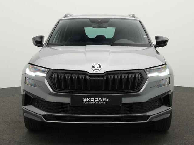 Skoda Karoq Sportline Business 1.5 TSI 110 kW / 150 pk DSG ACT | Adaptief onderstel | Achteruitrijcamera | Navigatie | Stoelverwarming | 18 inch