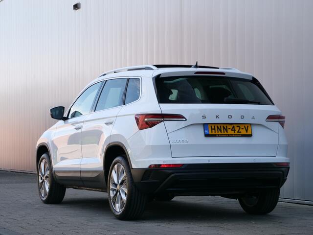 Skoda Karoq 1.5 TSI ACT 150pk Sportline Business Automaat Adaptive Cruise / Apple Carplay / Schuifdak