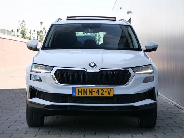 Skoda Karoq 1.5 TSI ACT 150pk Sportline Business Automaat Adaptive Cruise / Apple Carplay / Schuifdak