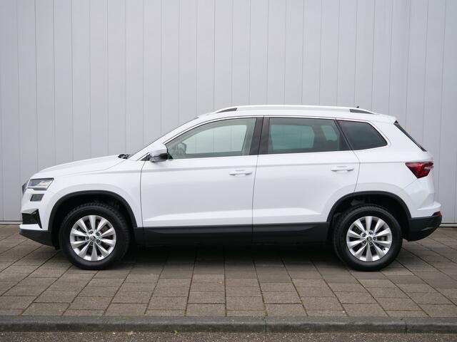 Skoda Karoq 1.5 TSI 150pk ACT Business Edition Automaat Apple Carplay / Camera / Adaptive cruise / LED