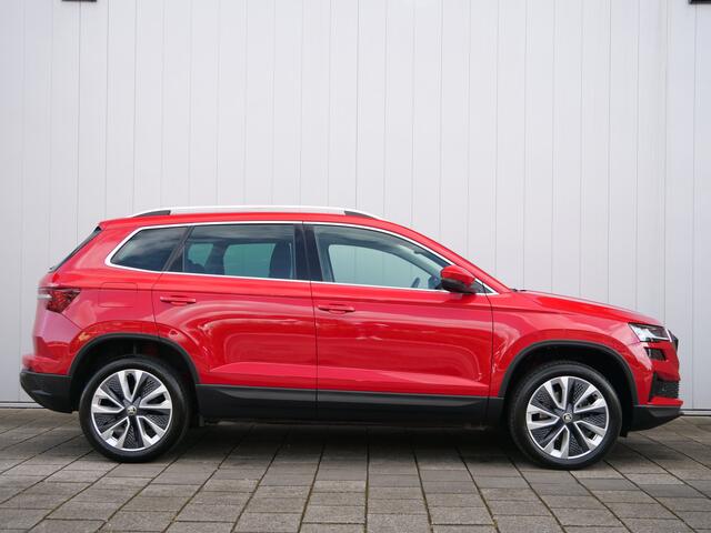 Skoda Karoq 1.5 TSI 150pk ACT Sportline Business Automaat Schuifdak / Keyless / Apple Carplay