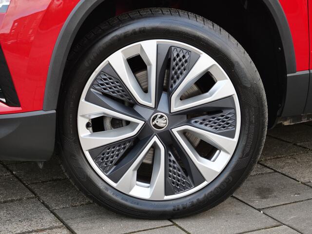 Skoda Karoq 1.5 TSI 150pk ACT Sportline Business Automaat Schuifdak / Keyless / Apple Carplay