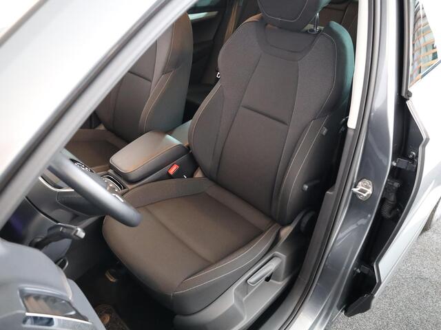 Skoda Karoq 1.0 TSI Business Edition 110 pk | Verlengde garantie | Navigatie | Parkeersensoren | Achteruitrijcamera | LED koplampen |
