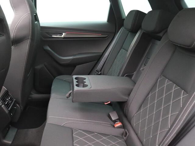 Skoda Karoq 1.5 TSI ACT Sportline Business 150PK DSG Pano-Schuifdak, Adaptieve Cruise Controle, Keyless, Virtual Pedal, Achteruitrijcamera, Stoel-Stuurverwarming, Side Assist, Trekhaak, 19" LM Velgen