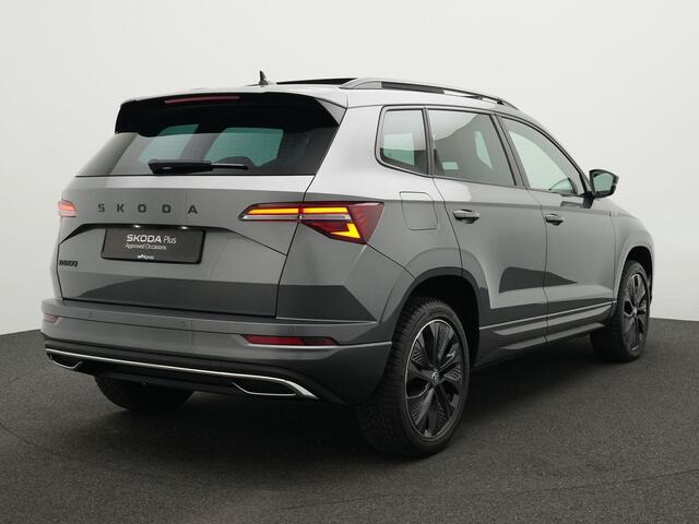 Skoda Karoq 1.5 TSI 150 pk DSG ACT Sportline Business | Panoramadak | Achteruitrijcamera | Matrix LED | Stoelverwarming | Adaptive Cruise | Keyless
