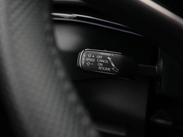 Skoda Karoq 1.5 TSI 150 pk DSG ACT Sportline Business | Panoramadak | Achteruitrijcamera | Matrix LED | Stoelverwarming | Adaptive Cruise | Keyless