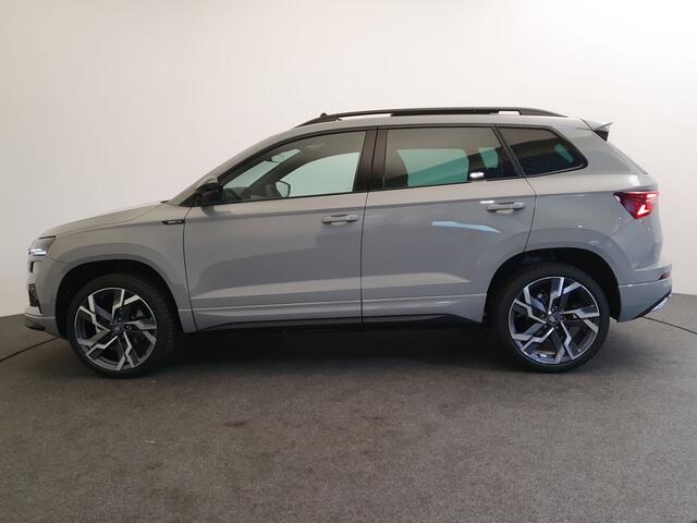 Skoda Karoq 1.5 TSI 150pk DSG/AUT Sportline Wegklapbare trekhaak, Panoramadak, 19'' velgen