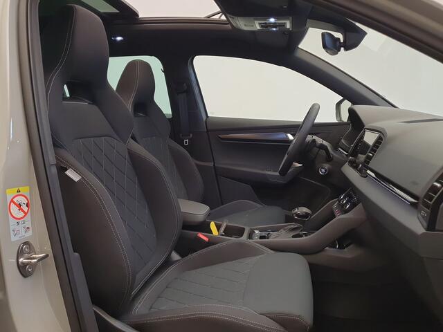 Skoda Karoq 1.5 TSI 150pk DSG/AUT Sportline Wegklapbare trekhaak, Panoramadak, 19'' velgen