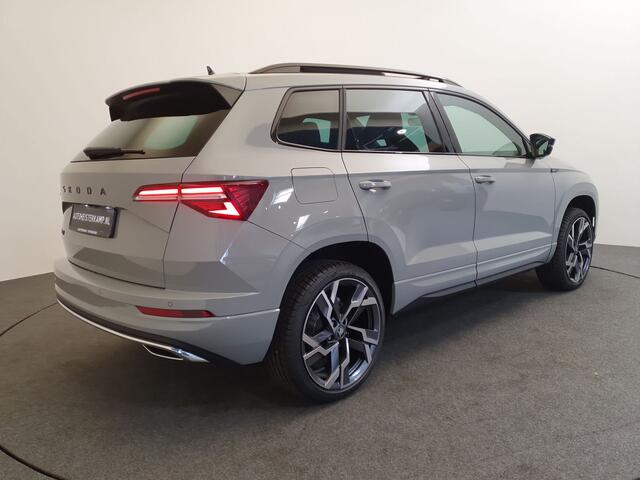 Skoda Karoq 1.5 TSI 150pk DSG/AUT Sportline Wegklapbare trekhaak, Panoramadak, 19'' velgen