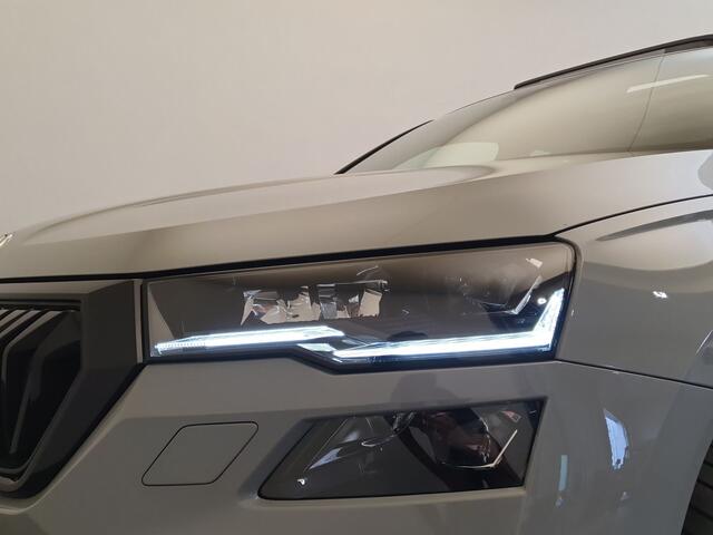 Skoda Karoq 1.5 TSI 150pk DSG/AUT Sportline Wegklapbare trekhaak, Panoramadak, 19'' velgen