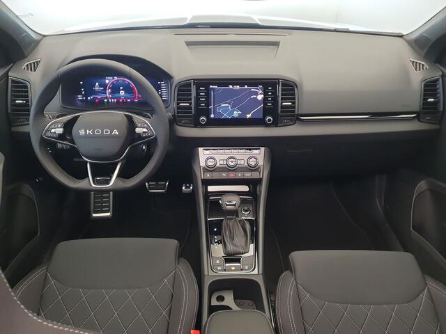 Skoda Karoq 1.5 TSI 150pk DSG/AUT Sportline Wegklapbare trekhaak, Panoramadak, 19'' velgen