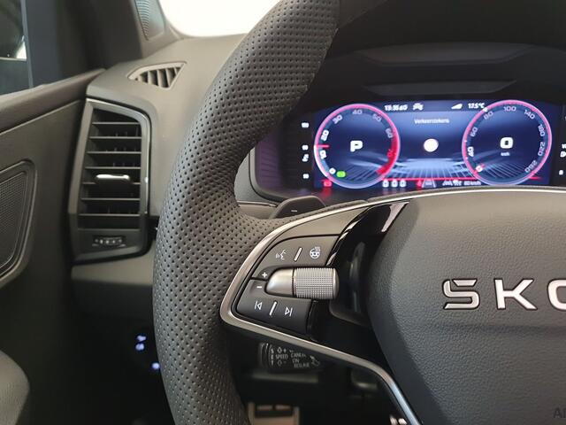 Skoda Karoq 1.5 TSI 150pk DSG/AUT Sportline Wegklapbare trekhaak, Panoramadak, 19'' velgen