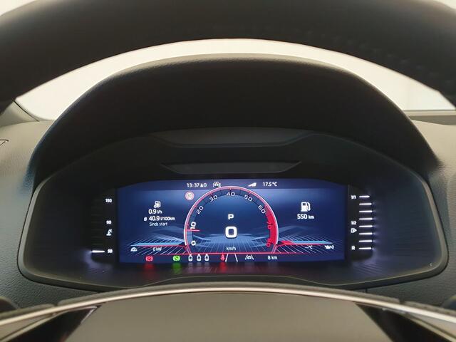 Skoda Karoq 1.5 TSI 150pk DSG/AUT Sportline Wegklapbare trekhaak, Panoramadak, 19'' velgen