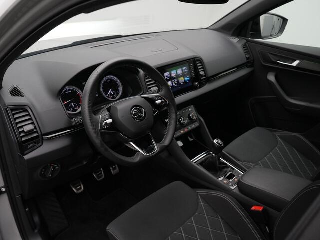 Skoda Karoq 1.5 TSI 150 pk ACT Sportline Business | Panoramadak | Trekhaak | Matrix LED | Stuur-/stoelverwarming | Achteruitrijcamera | Navigatie