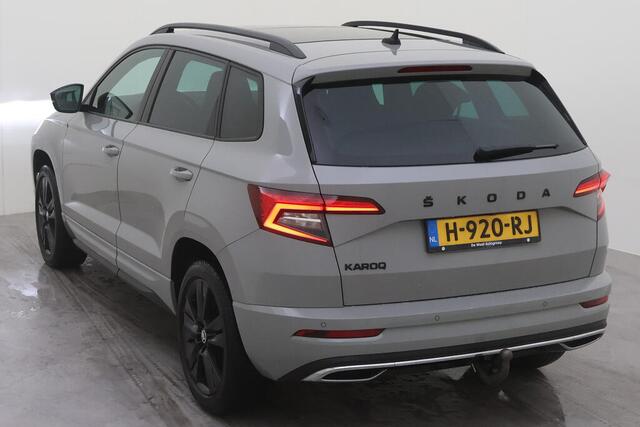 Skoda Karoq 1.5 TSI ACT 150pk DSG Sportline Business / Panoramadak / Trekhaak Afneembaar / Virtual Cockpit / LED / Elek Achterklep / Navigatie / Camera / 19" LMV
