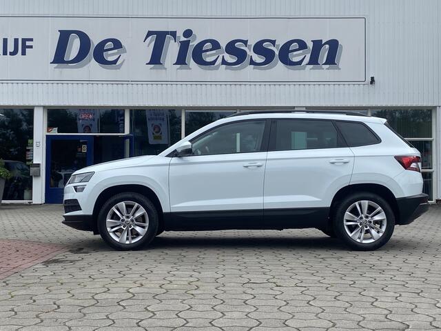 Skoda Karoq 1.0 TSI Ambition Business 116PK Camera, Navi, Trekhaak, Rijklaar met beurt & garantie!