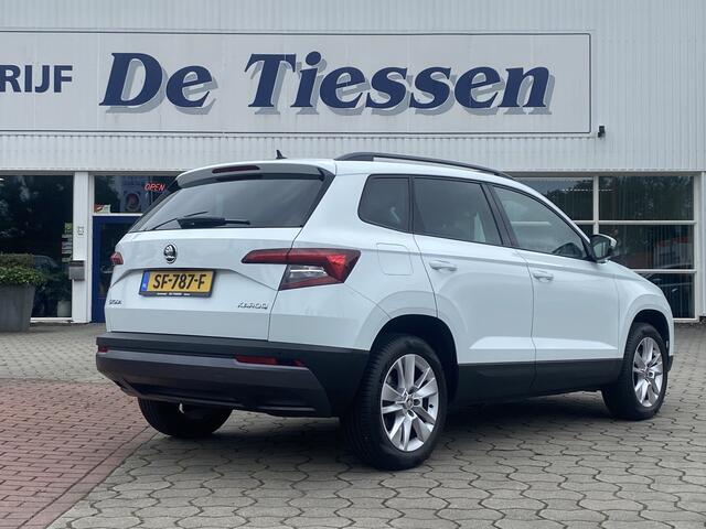 Skoda Karoq 1.0 TSI Ambition Business 116PK Camera, Navi, Trekhaak, Rijklaar met beurt & garantie!