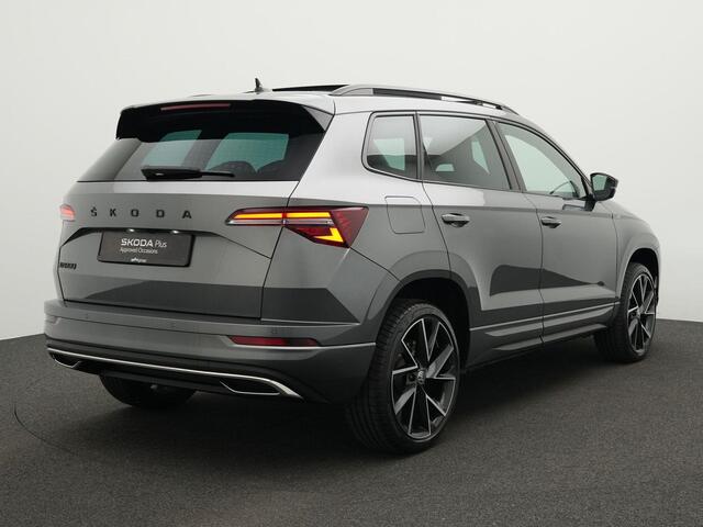 Skoda Karoq 1.5 TSI 150 pk DSG ACT Sportline Business | Panormadak | Matrix LED | Stuur-/achterbankverwarming | Achteruitrijcamera