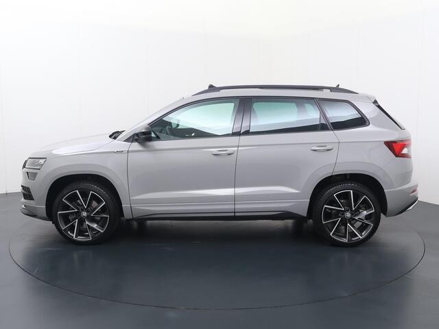 Skoda Karoq 1.5 TSI ACT Sportline Business | 150 PK | Automaat | Panoramadak | Trekhaak wegklapbaar |