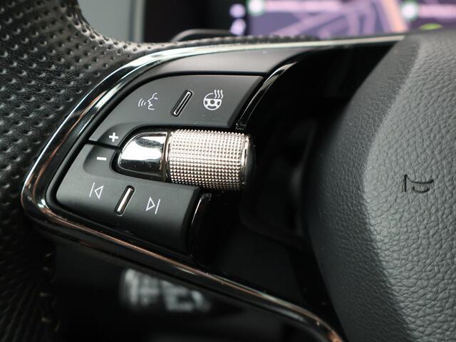 Skoda Karoq 1.5 TSI ACT Sportline Business | 150 PK | Automaat | Panoramadak | Trekhaak wegklapbaar |