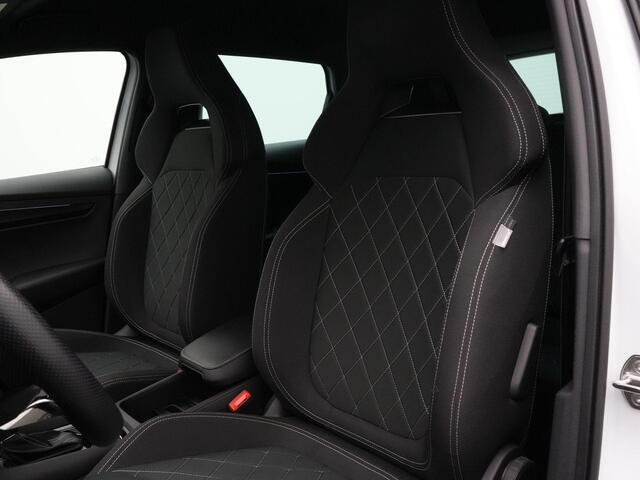 Skoda Karoq 1.5 TSI 150 pk DSG Sportline Business | LED Matrix | Trekhaak | Rondomzicht camera | CANTON sound | Stoel-/achterbankverwarming | Side Assist