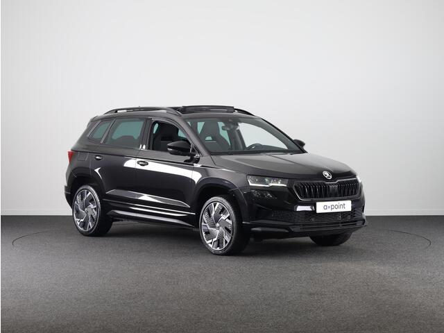 Skoda Karoq 1.5 TSI ACT Business Edition Plus 150 pk Automaat (DSG) | Verlengde garantie | Navigatie | Panoramadak | Parkeersensoren | Achteruitrijcamera | Adaptieve cruise control |