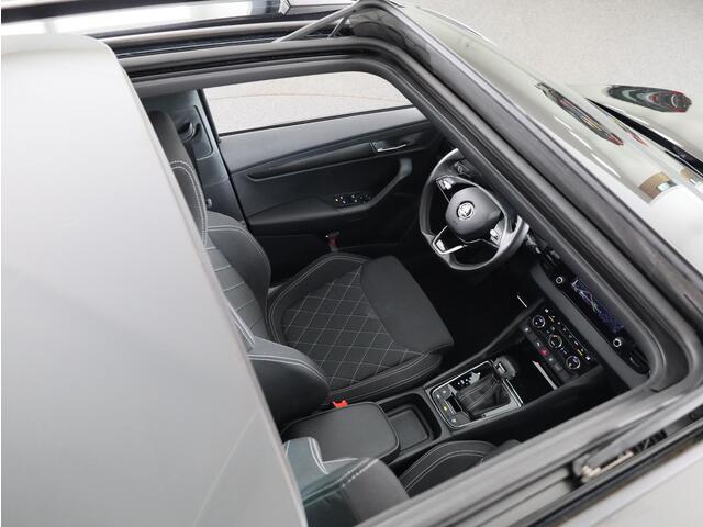 Skoda Karoq 1.5 TSI ACT Business Edition Plus 150 pk Automaat (DSG) | Verlengde garantie | Navigatie | Panoramadak | Parkeersensoren | Achteruitrijcamera | Adaptieve cruise control |