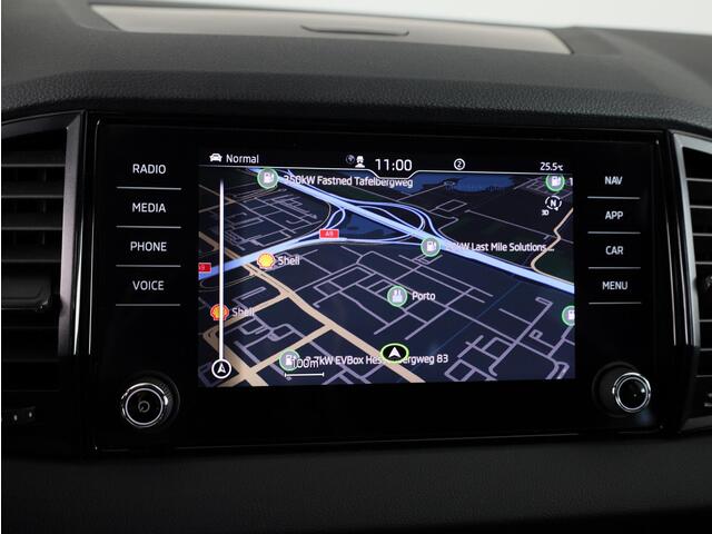 Skoda Karoq 1.5 TSI ACT Business Edition Plus 150 pk Automaat (DSG) | Verlengde garantie | Navigatie | Panoramadak | Parkeersensoren | Achteruitrijcamera | Adaptieve cruise control |