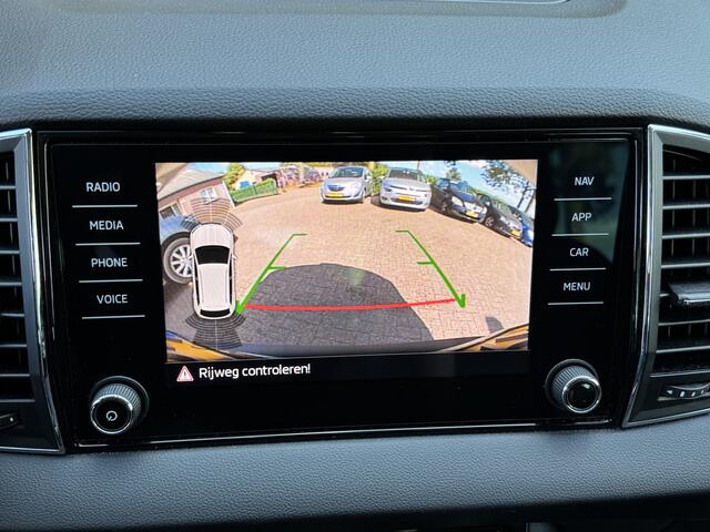 Skoda Karoq 1.5 TSI ACT Style Business Automaat Climate Control Carplay