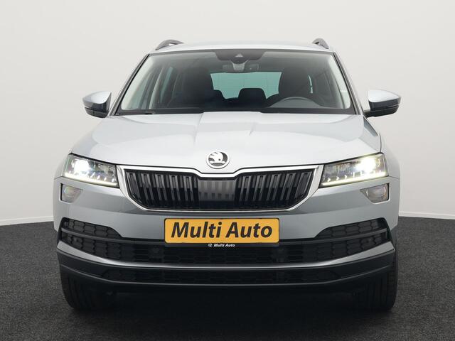 Skoda Karoq 1.5 TSI ACT Style 150 pk DSG | Adaptive Cruise | RS Sportstoelen Verwarmd | Camera | Navigatie | Carplay | Virtual | Climate Control | DAB | Keyless |