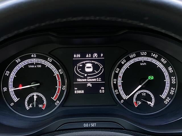 Skoda Karoq 1.5TSI 150PK Aut. Style/Trekhaak/LED/Nav/Apple Carpl/Stoelverw/