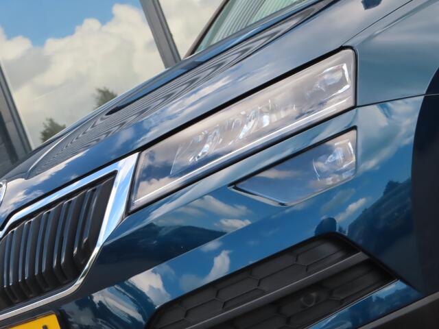 Skoda Karoq 1.5 TSI ACT Style DSG | stoelverwarming | full led | parkeersensoren voor + achter | DAB