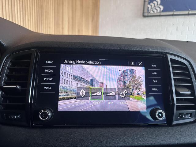 Skoda Karoq 1.5 TSI ACT Sportline Business