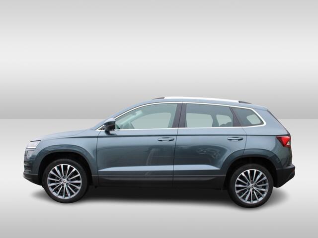 Skoda Karoq 1.5 TSI ACT Business Edition DSG Automaat Parkeersensoren / Camera / Navigatie / Clima / LED / Stoelen electrisch / Alcantara
