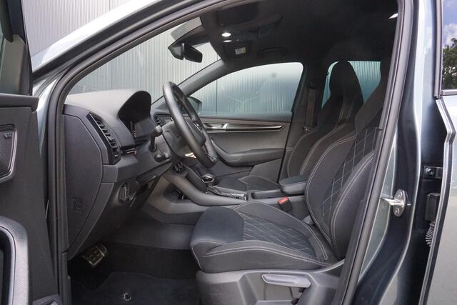 Skoda Karoq 1.5 TSI ACT Sportline Business | Origineel NL | Automaat | Winter Pakket | Virtual Cockpit | ACC | Trekhaak | Camera |