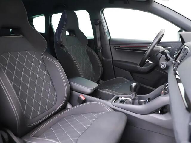 Skoda Karoq 1.5 TSI ACT Sportline Business | Automaat | Apple Carplay / Android Auto | Navigatie | Achteruitrijcamera | Virtual Cockpit | Verwarmde Stoelen | Adaptieve Cruise Control | Elektrische Achterklep | Canton Audio | Climate C