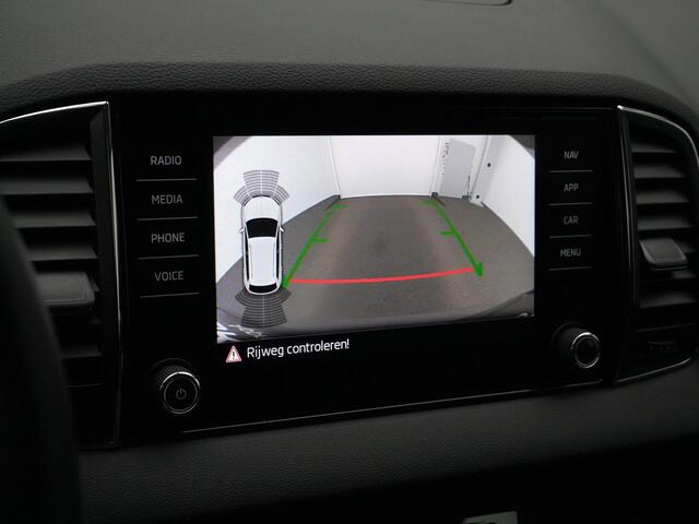 Skoda Karoq 1.0 TSI 115 pk Business Edition | Trekhaak | Achteruitrijcamera | Cruise Control | Carplay | DAB | 17 inch