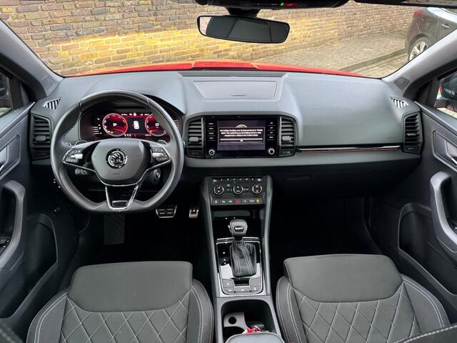 Skoda Karoq 1.5 TSI Sportline Automaat Panodak ACC Trekhaak