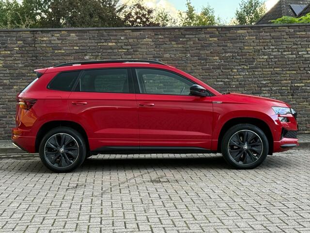 Skoda Karoq 1.5 TSI Sportline Automaat Panodak ACC Trekhaak