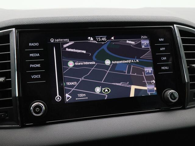 Skoda Karoq 1.5 TSi 150 Pk Automaat Business Edition Plus | Trekhaak | Camera | Sensoren | Navigatiesysteem | Cruise Control | LED | Privacy Glass | LED | 16 Inch | 56.605 Km