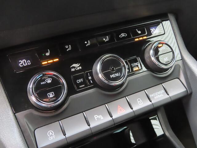 Skoda Karoq 1.5 TSI ACT Sportline Business | trekhaak wegklapbaar | verwarmbaar stuurwiel |