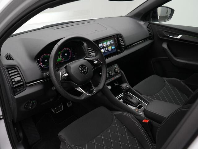 Skoda Karoq 1.5 TSI 150 pk DSG Sportline Business | Panoramadak | Matrix LED | Stuur-/stoelverwarming | Achteruitrijcamera