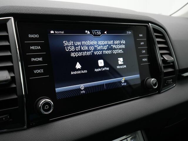 Skoda Karoq 1.5 TSI ACT 150 pk DSG Business Edition Plus | Stoel-/achterbankverwarming | Trekhaak | Sportonderstel | Adaptive Cruise | Achteruitrijcamera | 17 inch