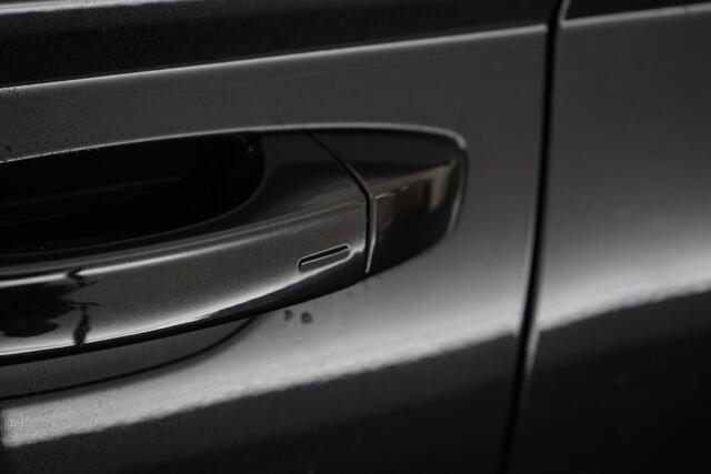 Skoda Karoq 1.5 TSI ACT Business Edition Plus | Pano | Sportstuur