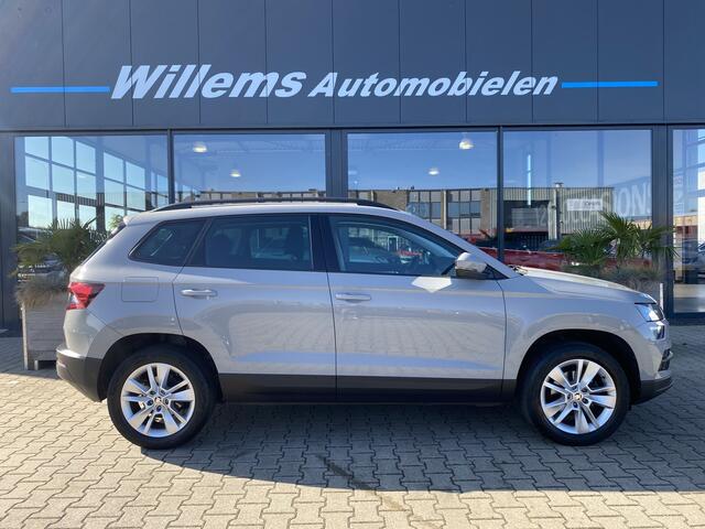 Skoda Karoq 1.0 TSI Business Edition Wegklapbare Trekhaak, App Connect & Cruise Control