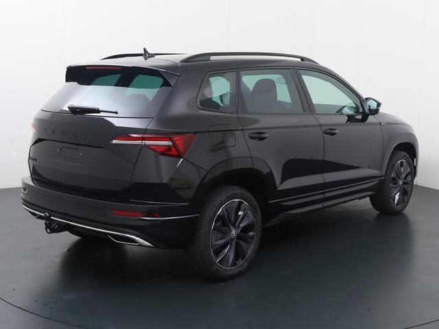 Skoda Karoq Sportline Business 1.5 TSI 150 PK DSG | Automaat | Trekhaak | Sportline lounge interieur | Elektrische achterklep |