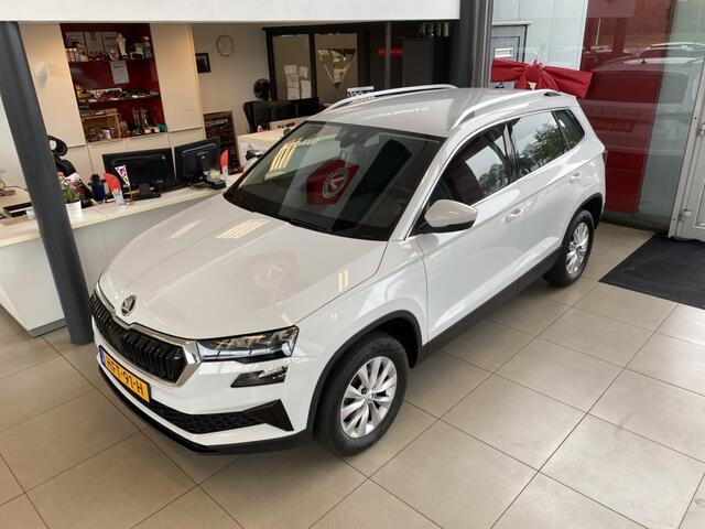 Skoda Karoq 1.5 TSI ACT Business Edition,Automaat,Navigatie,Achteruitrijcamera,Spraakbediening,Digitaal Dasbord,Climatecontrol,Cruisecontrol Adaptief,Full Led,V&A Sensoren,Keyless, 16 Inch Lmv