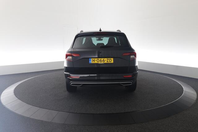 Skoda Karoq 1.5 TSI ACT Sportline Business | Trekhaak | ACC | Stoelverwarming