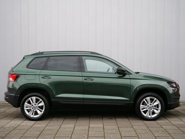 Skoda Karoq 1.5 TSI ACT Edition 150 Pk Automaat DAB / Apple Carplay / Stoelverwarming / PDC